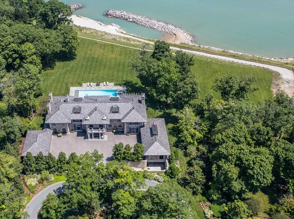 $17,000,000 | 595 Circle Lane, Lake Forest, IL 60045