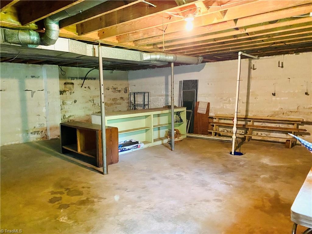 825 Hickory Chapel Road High Point, NC 27260 - Photo 13 of 16 Full Basement
