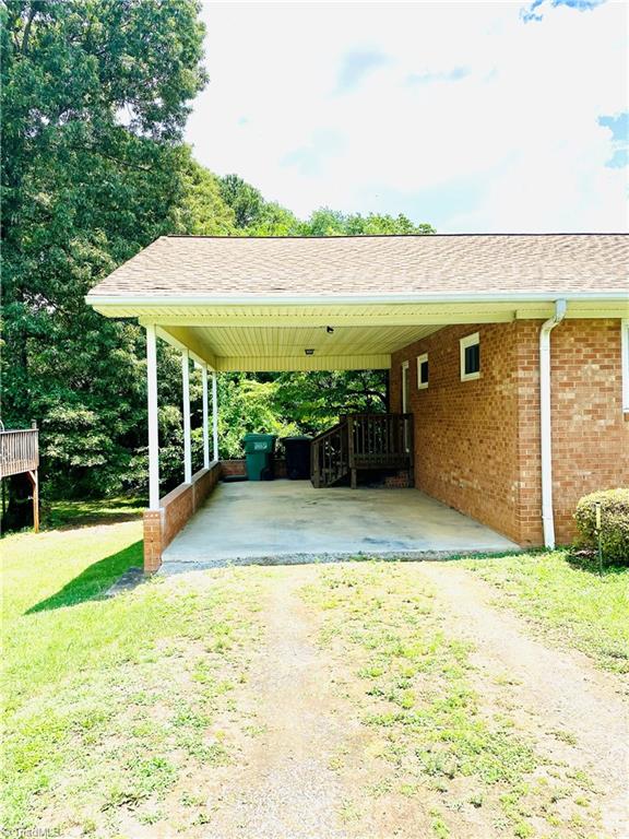 825 Hickory Chapel Road High Point, NC 27260 - Photo 14 of 16 Attached Carport