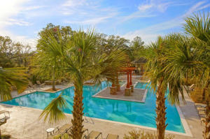 135 Pier View Street, Unit 202 Charleston, SC 29492 - Photo 2 of 27 Pier View pool