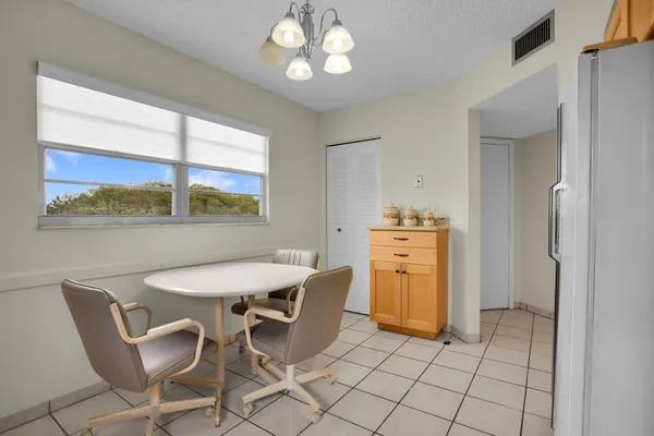 $2,350 | 1605 Abaco Drive, Unit M4, Coconut Creek, FL 33066