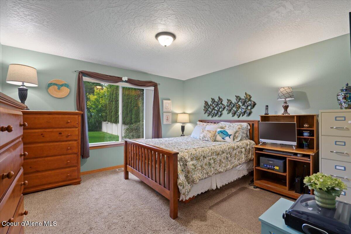 6494 Buffalo Grass Lane Rathdrum, ID 83858 - Photo 10 of 26 Primary bedroom