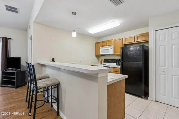 $118,900 | 6075 Maggies Circle, Unit 113, Jacksonville, FL 32244