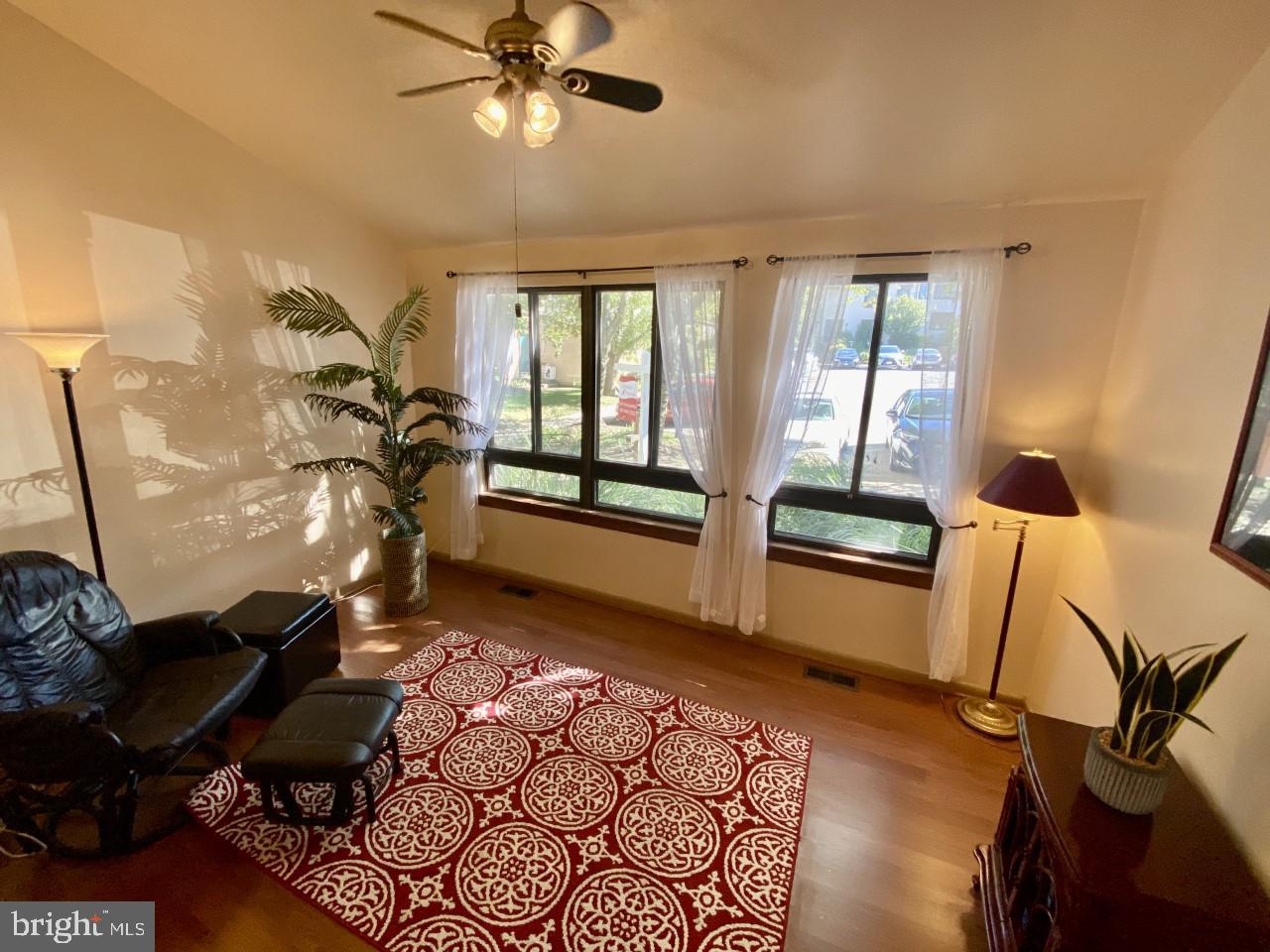 4307 Roland Springs Drive Baltimore, MD 21210 - Photo 13 of 38 Gallery Image 13