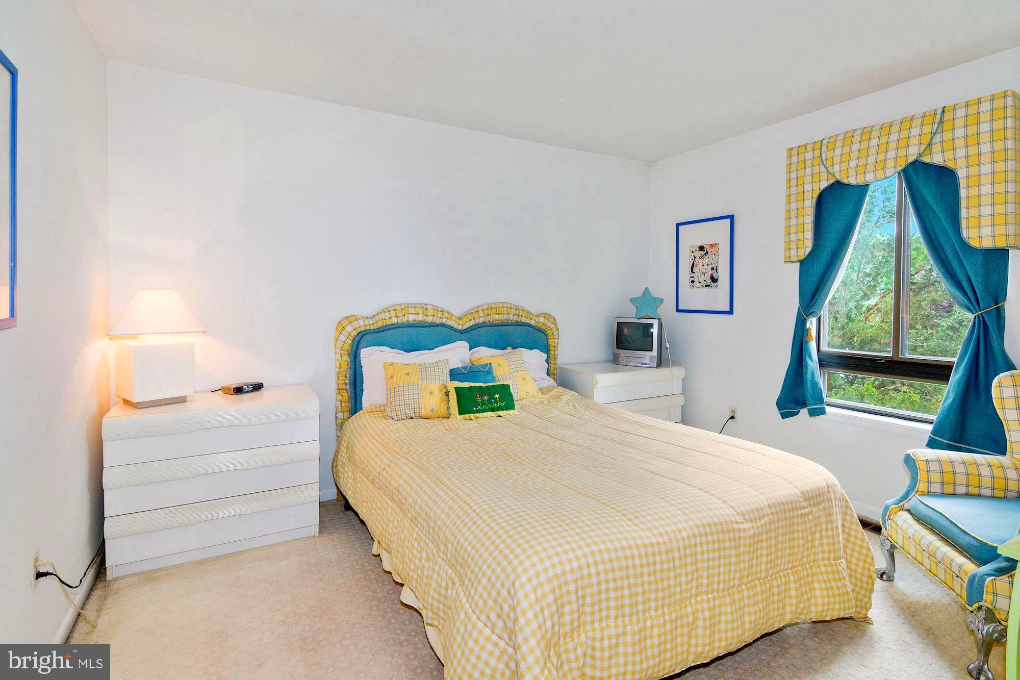 4307 Roland Springs Drive Baltimore, MD 21210 - Photo 24 of 38 Gallery Image 24