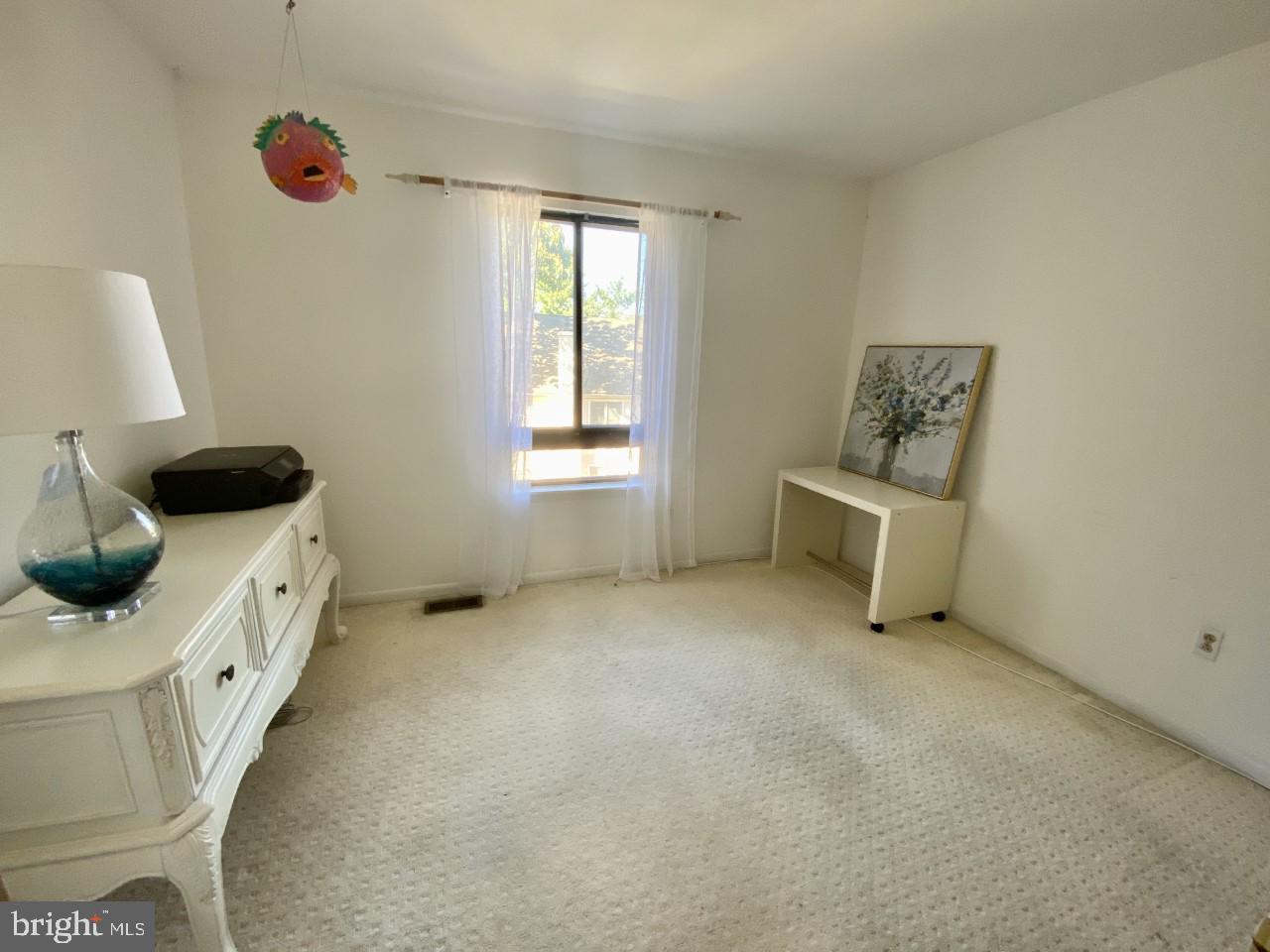4307 Roland Springs Drive Baltimore, MD 21210 - Photo 26 of 38 Gallery Image 26