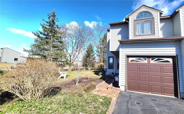 $179,900 | 128 Sudbury Drive, Salina, NY 13088