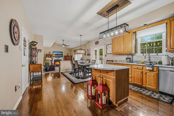 $589,900 | 62 Hillary Circle, New Castle, DE 19720