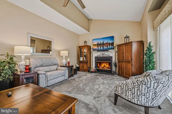 $589,900 | 62 Hillary Circle, New Castle, DE 19720