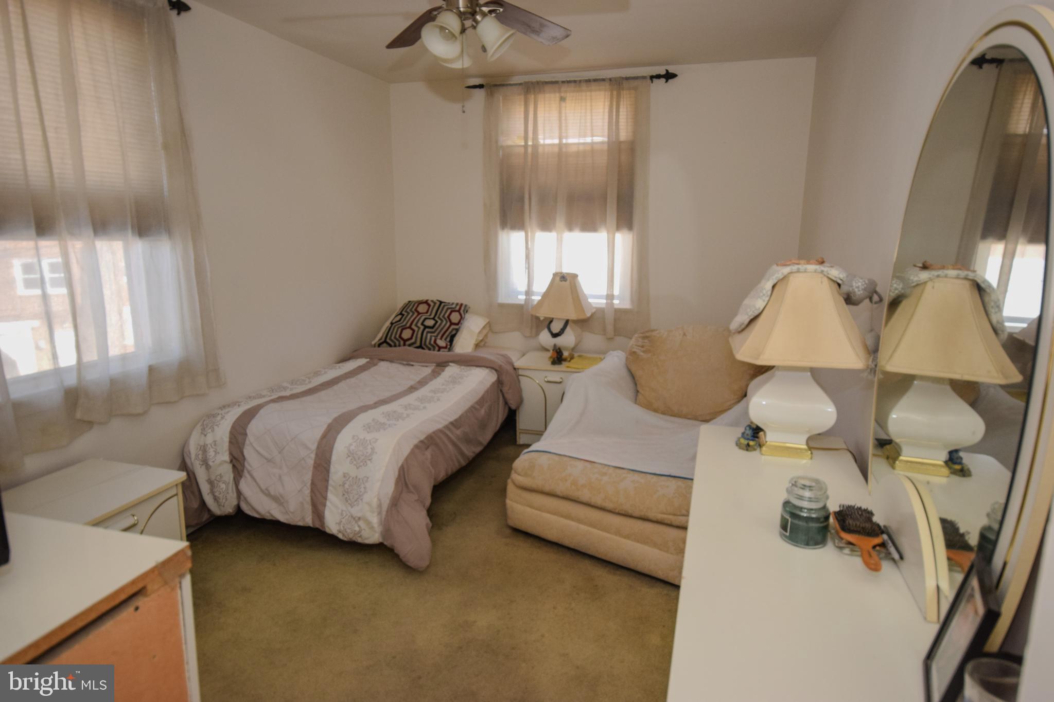 853 Gainsboro Road Drexel Hill, PA 19026 - Photo 28 of 43