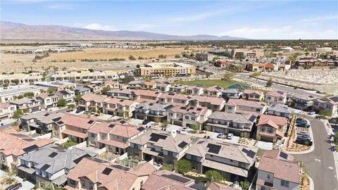 $549,900 | 76300 Oxford Lane, Palm Desert, CA 92211