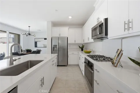 $549,900 | 76300 Oxford Lane, Palm Desert, CA 92211