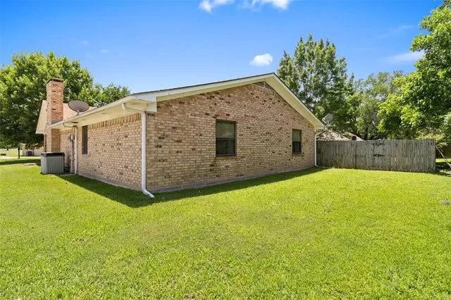 $229,000 | 136 Fairway Drive, Bullard, TX 75757