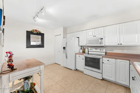 $699,000 | 1811 Jimmy Buffett Mem Highway, Unit 2303, Indian Harbour Beach, FL 32937