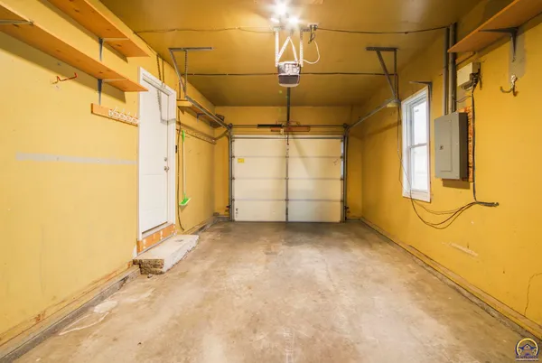 $250,000 | 508 West Mission Street, St. Marys, KS 66536