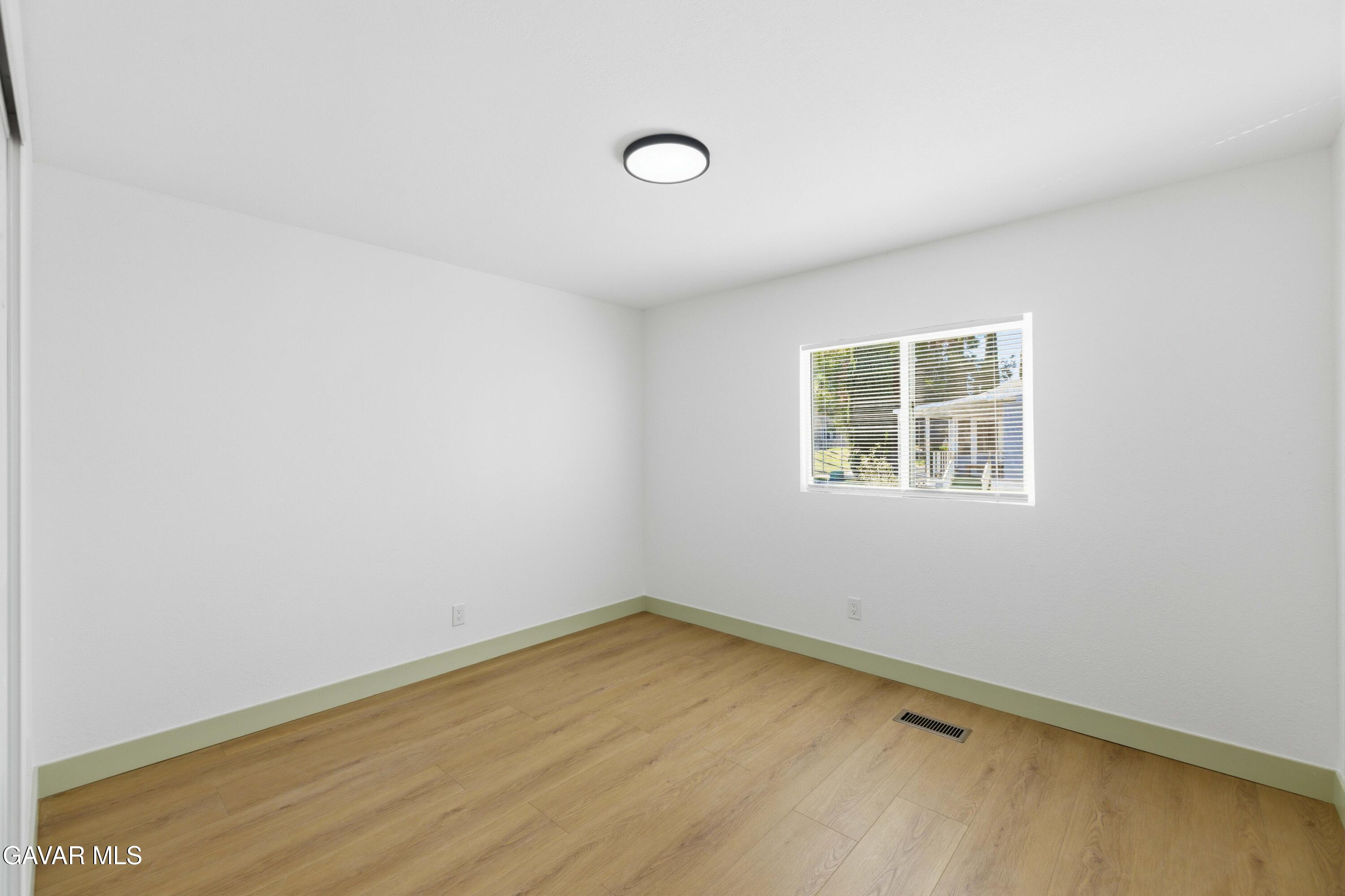 4444 Avenue R Palmdale, CA 93552 - Photo 10 of 21 4444 E Ave R #143-11