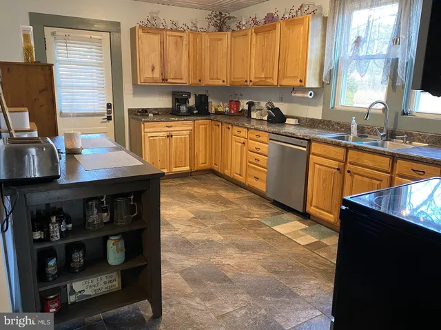 $219,900 | 14103 Temple Street, Ellerslie, MD 21529