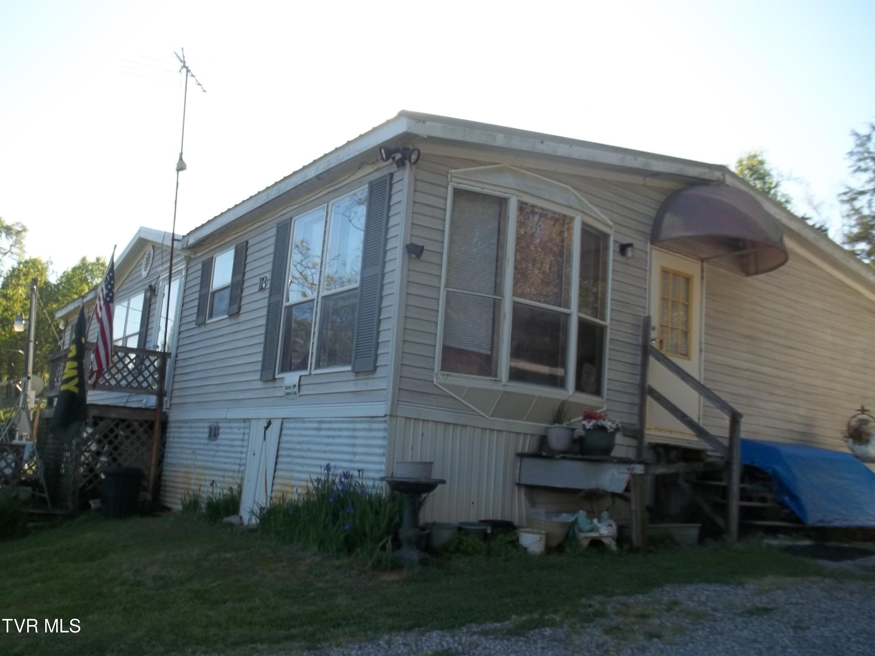 113 Baskett Road Limestone, TN 37681 - Photo 4 of 42 100_0990