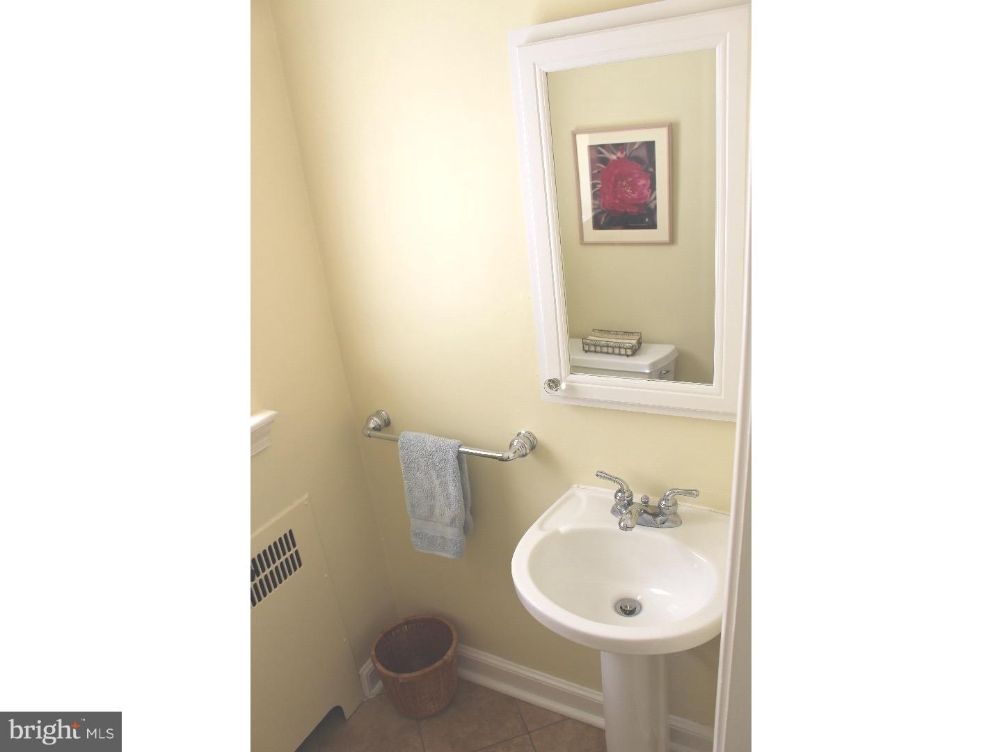 804 Wickfield Road Wynnewood, PA 19096 - Photo 13 of 25 Half Bath