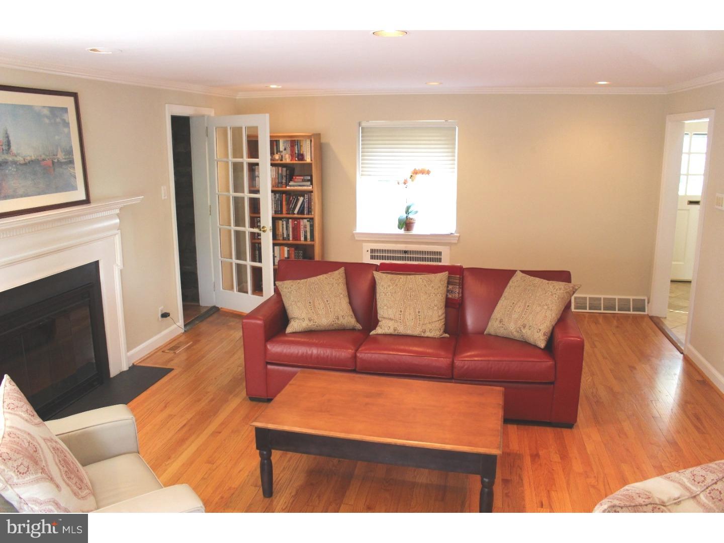 804 Wickfield Road Wynnewood, PA 19096 - Photo 10 of 25 Living Room