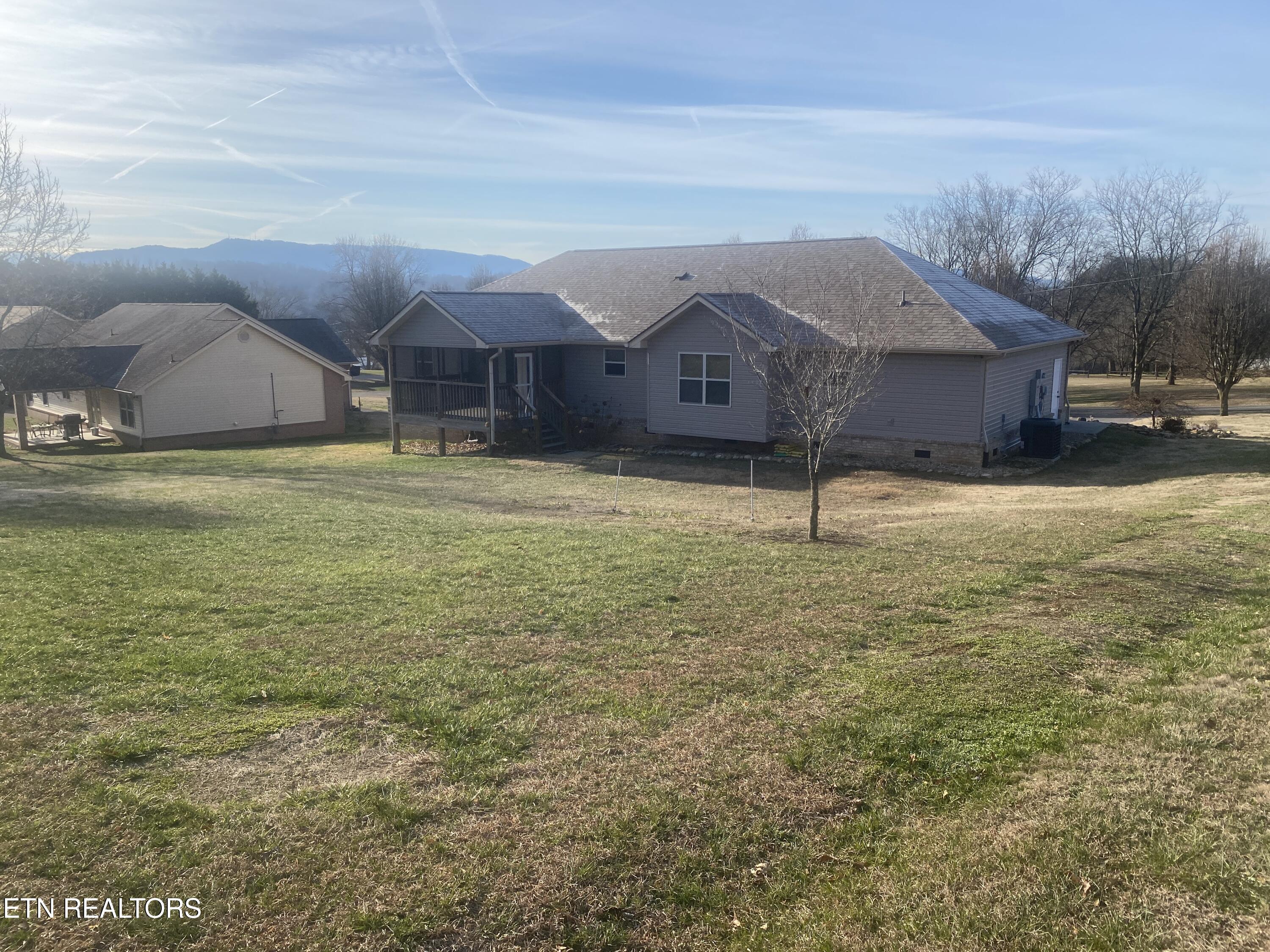 2449 Oakview Lane Sevierville, TN 37876 - Photo 28 of 32 IMG_1063