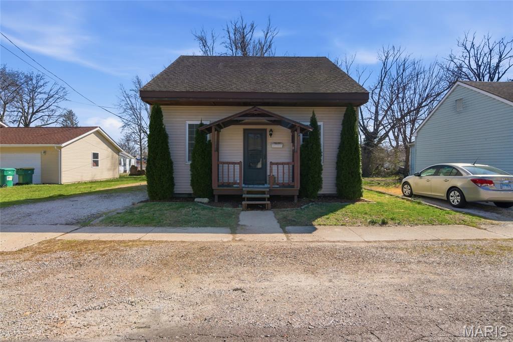 213 West 4th Street O'Fallon, IL 62269 - Photo 2 of 46