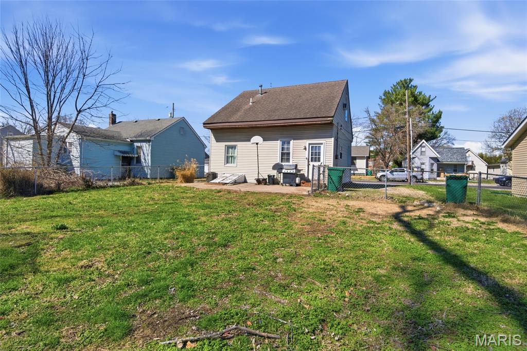 213 West 4th Street O'Fallon, IL 62269 - Photo 43 of 46