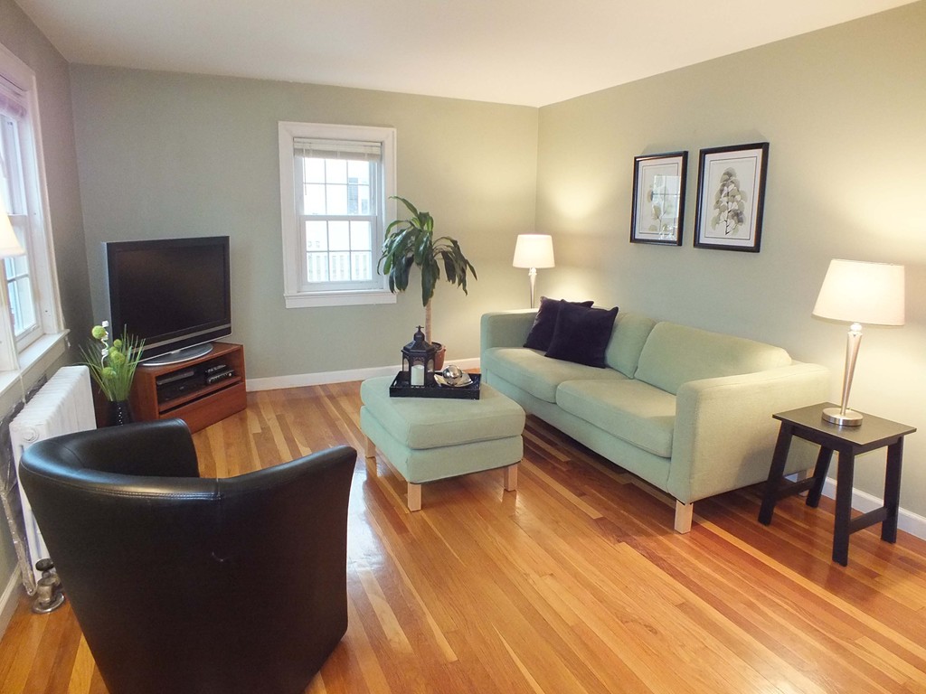 20 Arbor Road Chelmsford, MA 01863 - Photo 2 of 30
