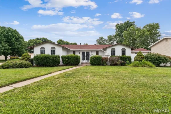 $325,000 | 2801 Droste Road, St. Charles, MO 63301