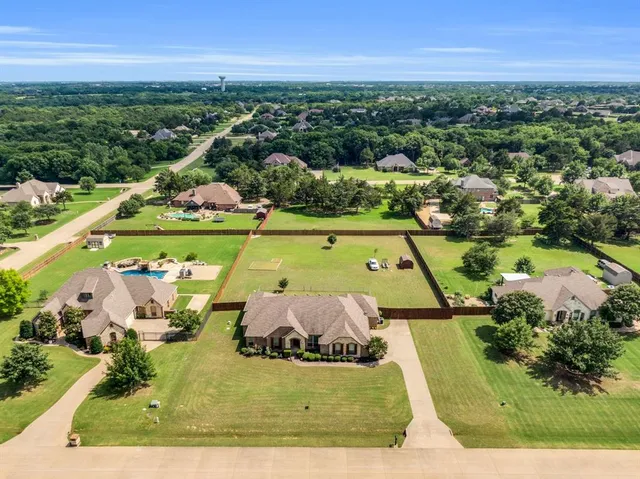 $585,000 | 3630 Billy Ray Road, Midlothian, TX 76065