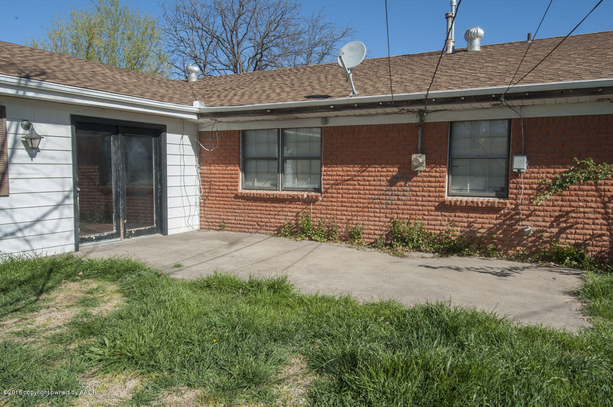 6003 Hanson Road Amarillo, TX 79106 - Photo 26 of 30 PATIO