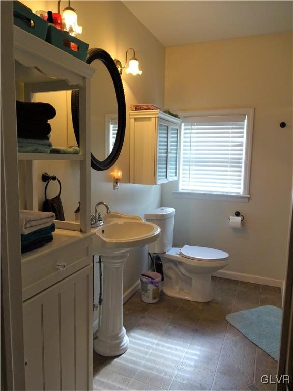 130 West Mountain Road Wind Gap, PA 18091 - Photo 31 of 43 Master Bath