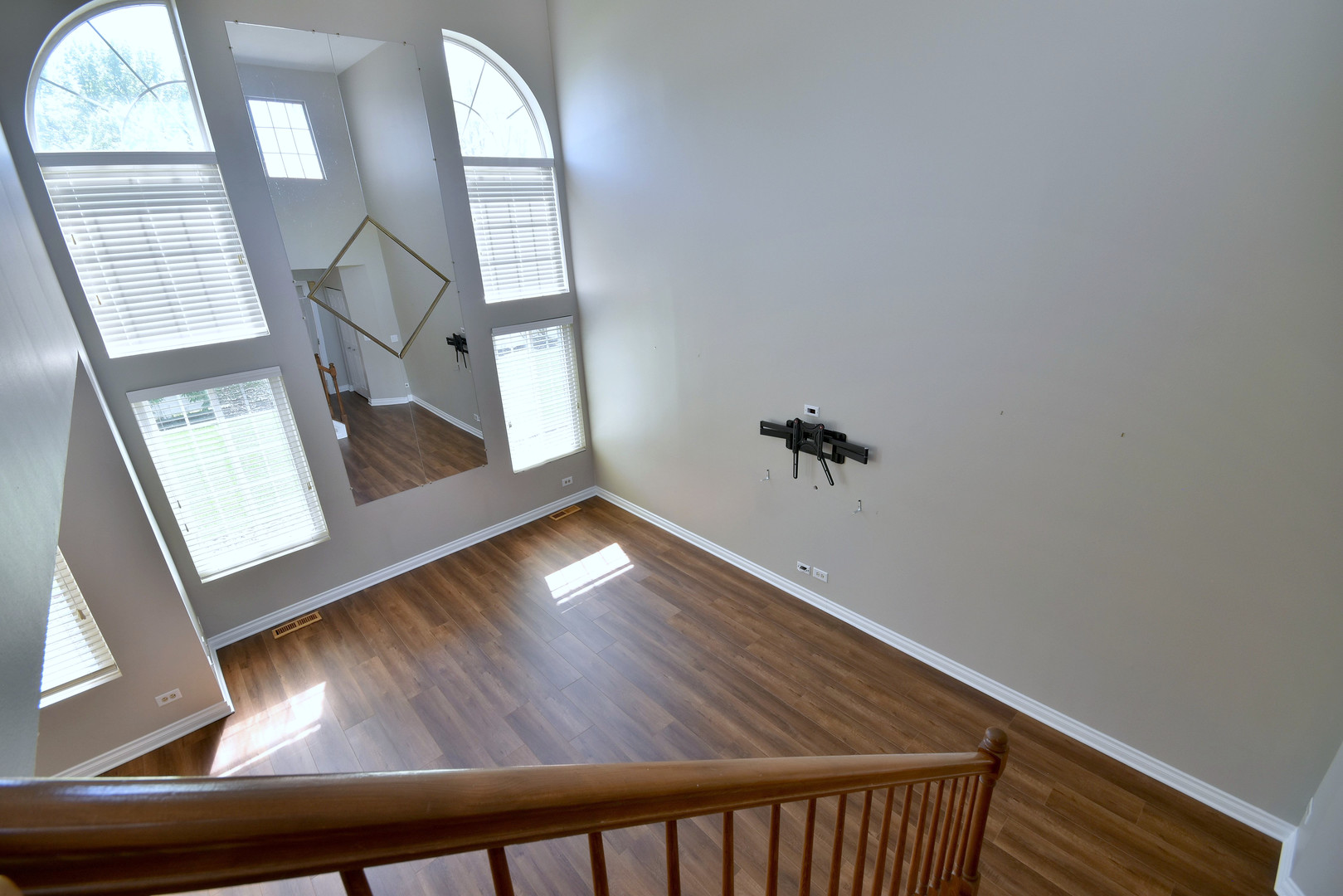 1157 Longford Road Bartlett, IL 60103 - Photo 16 of 37 Gallery Image 16