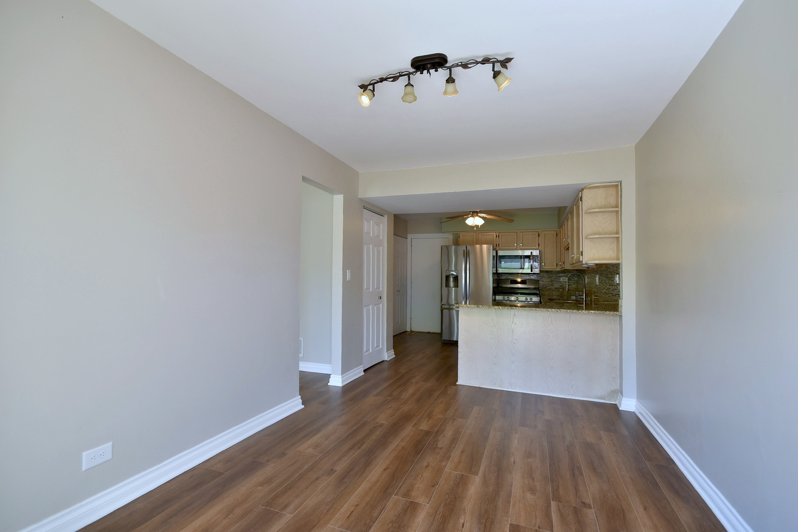 1157 Longford Road Bartlett, IL 60103 - Photo 23 of 37 Gallery Image 23
