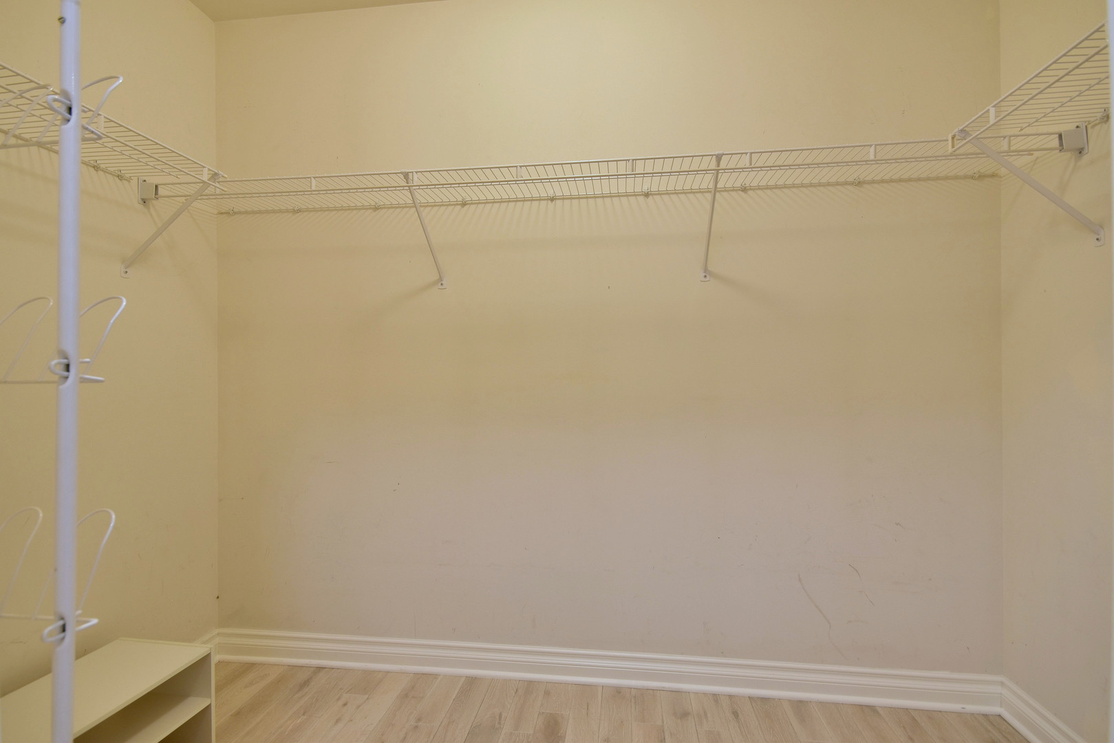 1157 Longford Road Bartlett, IL 60103 - Photo 30 of 37 Gallery Image 30