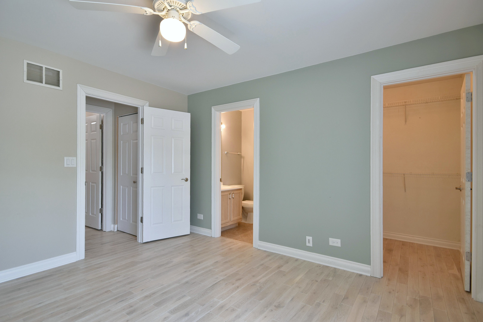 1157 Longford Road Bartlett, IL 60103 - Photo 35 of 37 Gallery Image 35