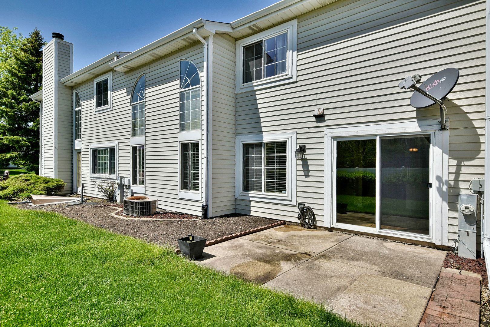 1157 Longford Road Bartlett, IL 60103 - Photo 4 of 37 Gallery Image 4