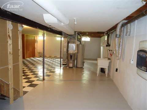 2401 East Stanley Road Mount Morris, MI 48458 - Photo 34 of 34 20415835-33.JPG