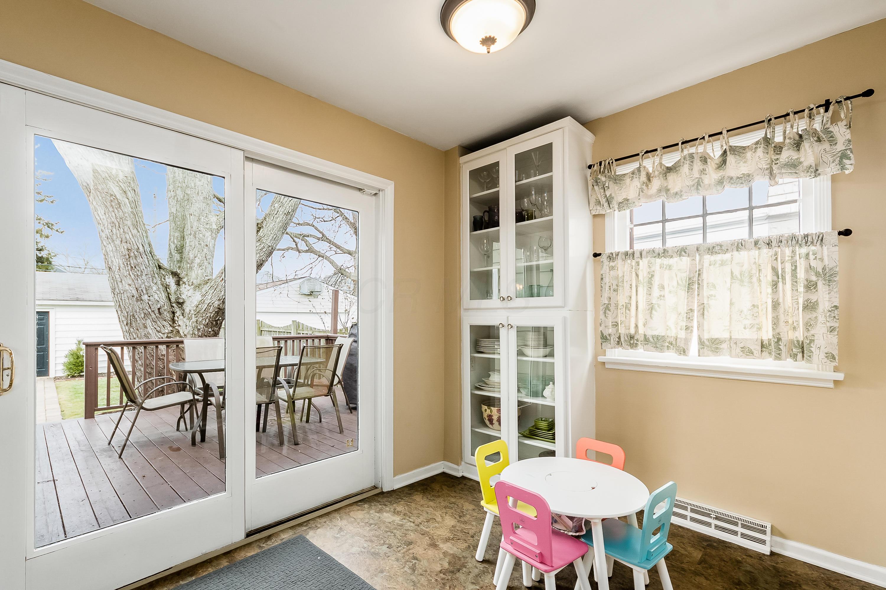 955 Vernon Road Columbus, OH 43209 - Photo 13 of 36