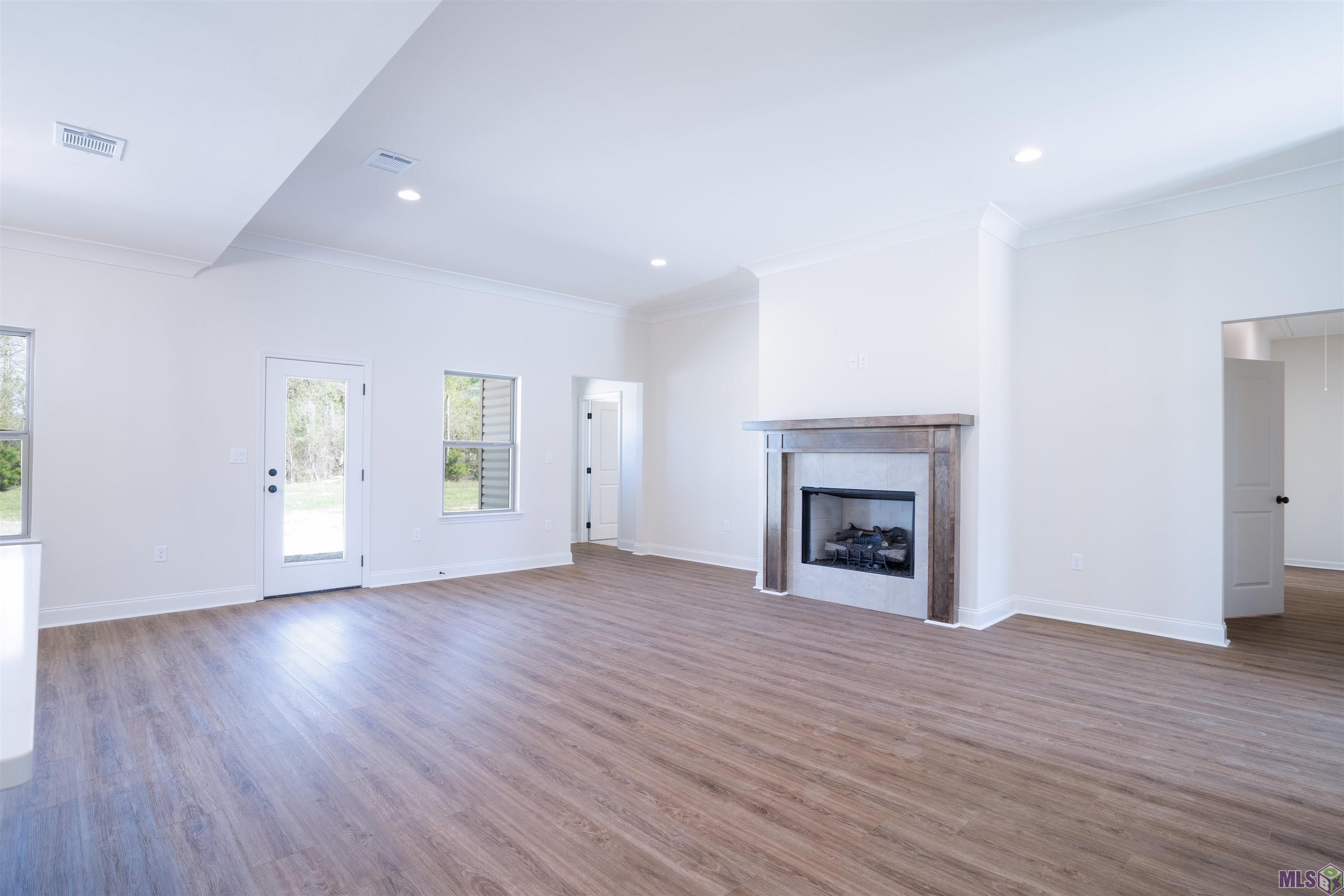 9879 Cane Mill Road Denham Springs, LA 70706 - Photo 8 of 18