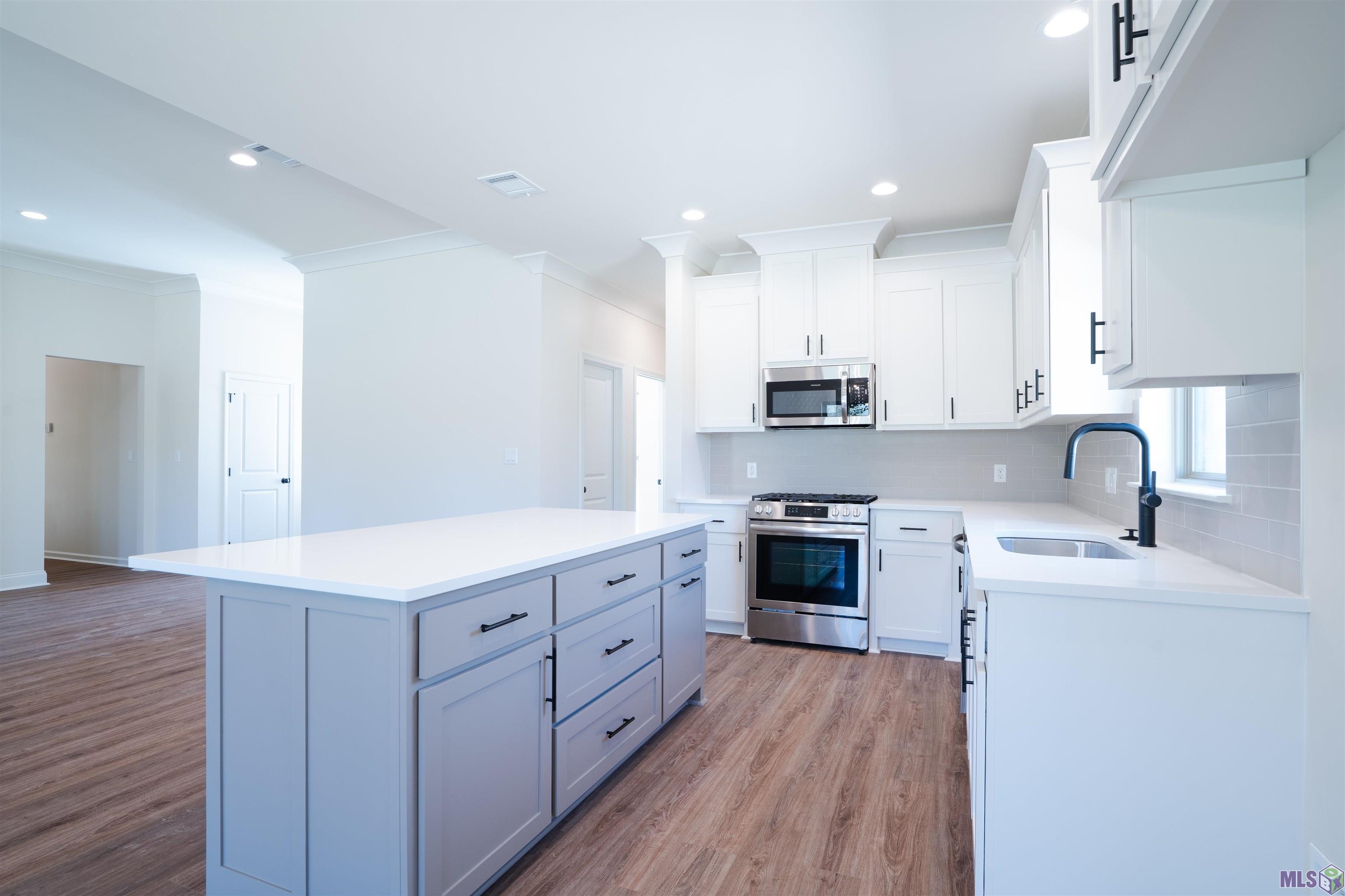 9879 Cane Mill Road Denham Springs, LA 70706 - Photo 9 of 18