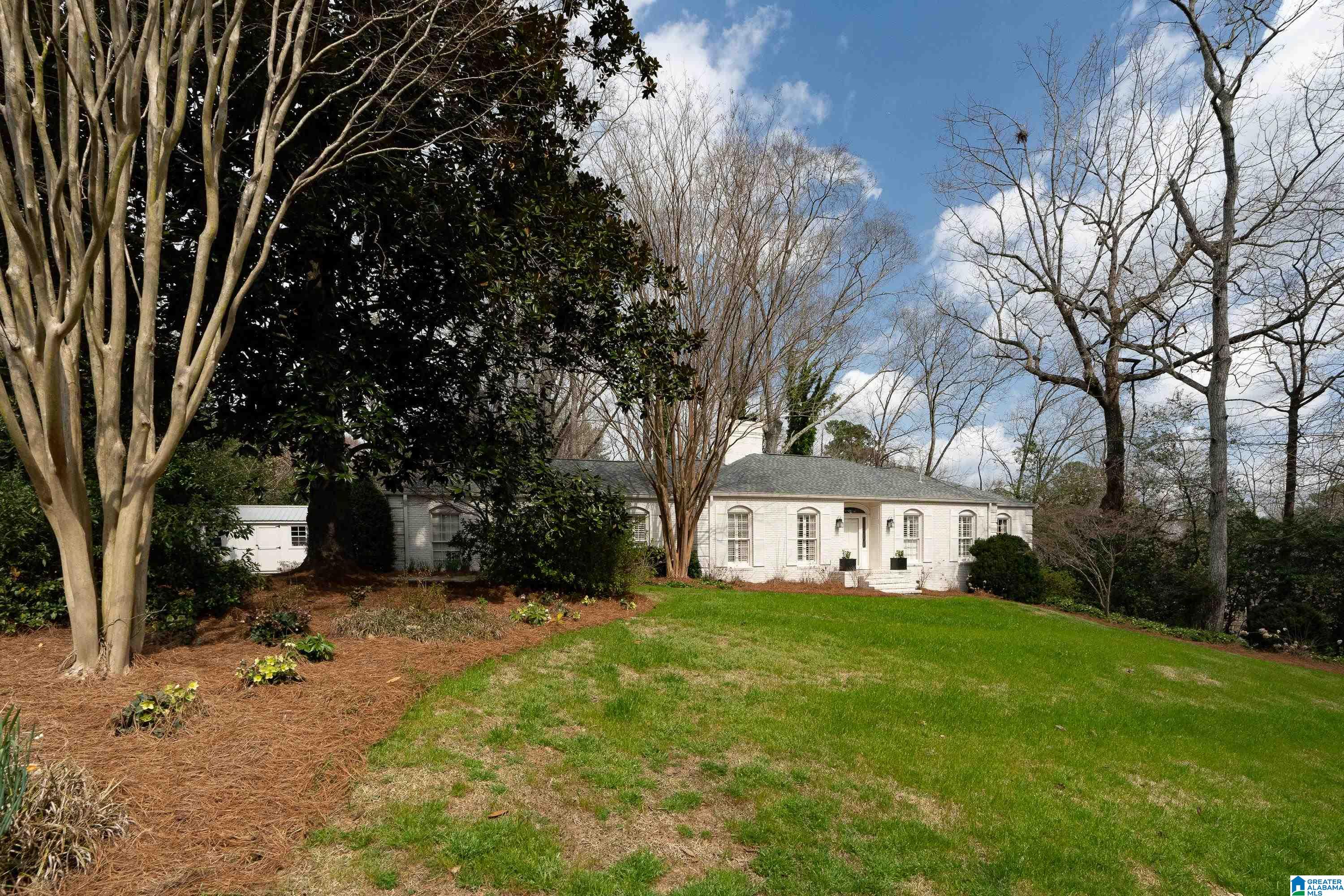 3112 Warrington Road Birmingham, AL 35223 - Photo 2 of 34