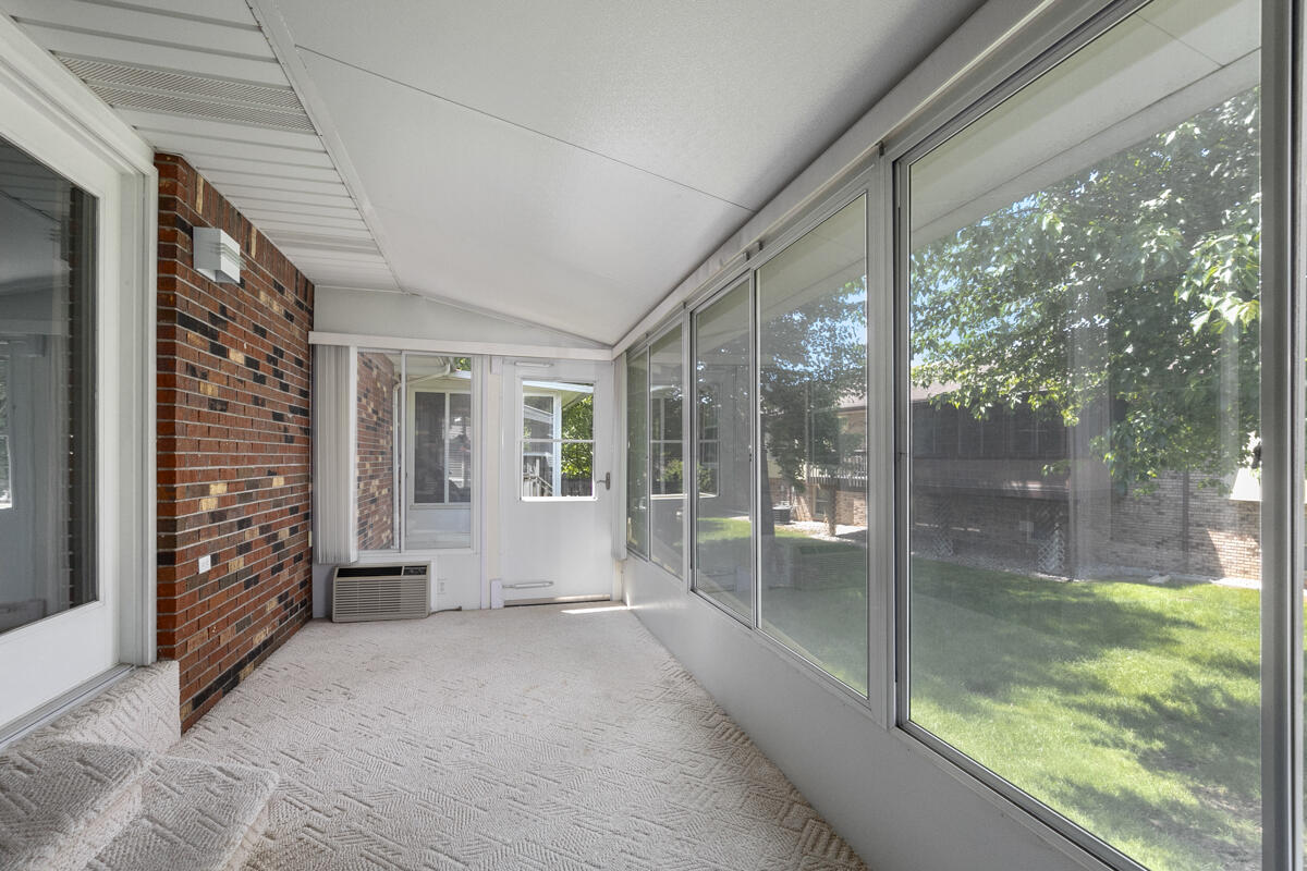 1863 Elizabeth Lane, Unit 68 Jenison, MI 49428 - Photo 17 of 40 IMG_1038