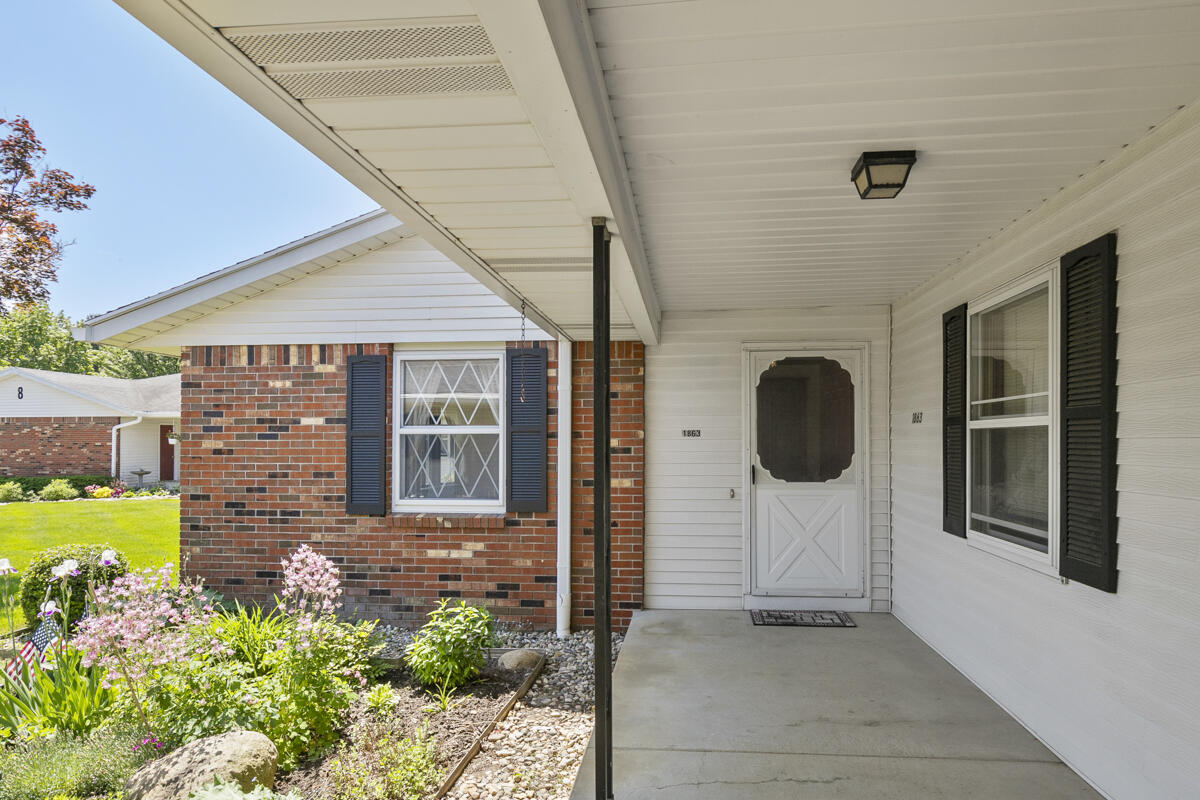 1863 Elizabeth Lane, Unit 68 Jenison, MI 49428 - Photo 3 of 40 IMG_1002