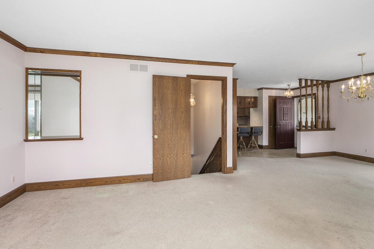 1863 Elizabeth Lane, Unit 68 Jenison, MI 49428 - Photo 8 of 40 IMG_1007