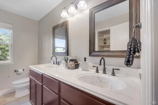 $1,645,000 | 436 Laguna Vista Road, Santa Rosa, CA 95401