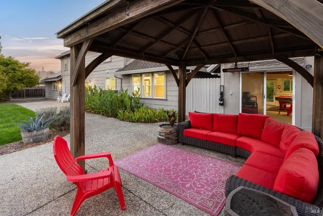 $1,645,000 | 436 Laguna Vista Road, Santa Rosa, CA 95401