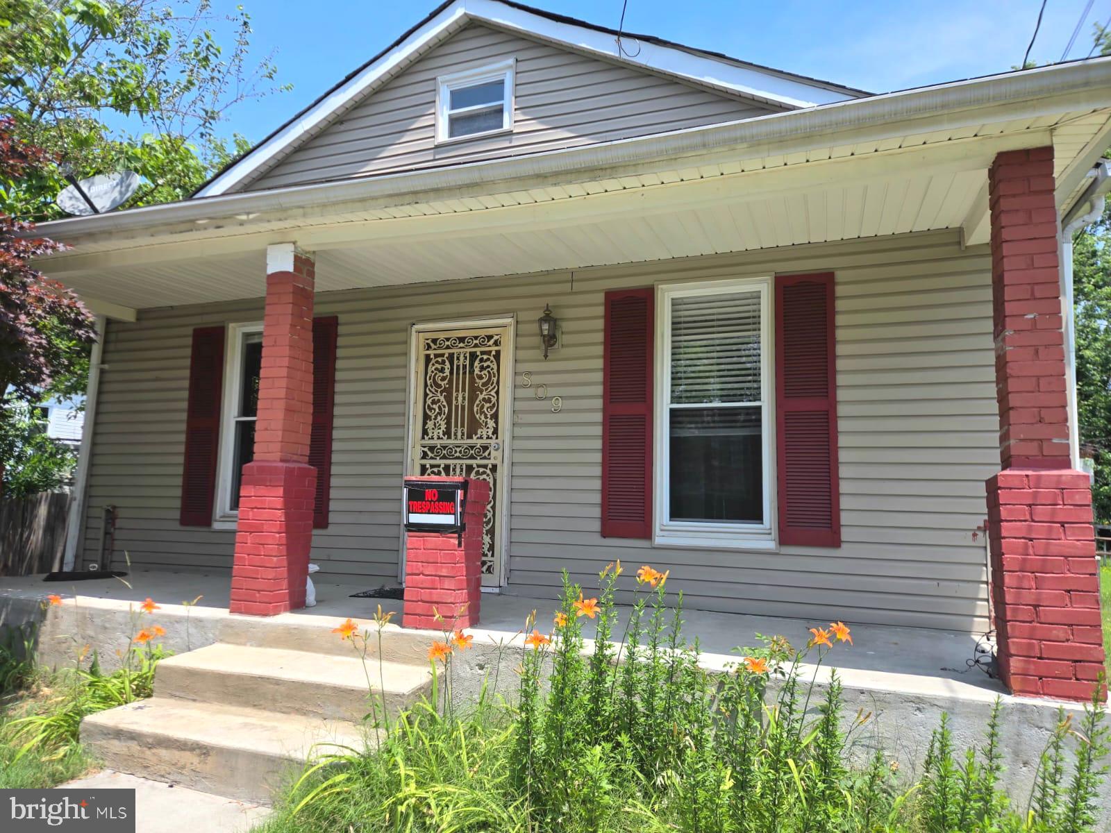 809 Eastern Avenue Northeast Fairmount Heights, MD 20743 - Photo 1 of 16