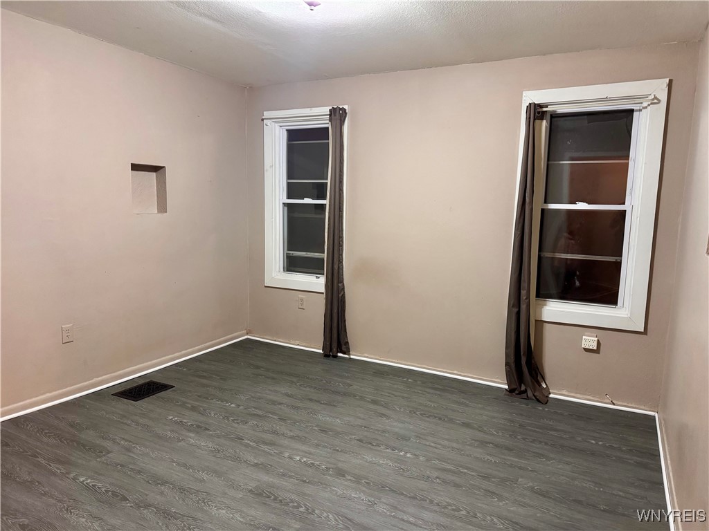 28 Ripley Place Buffalo, NY 14213 - Photo 21 of 26