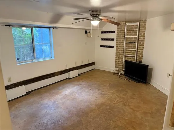$2,500 | 8132 Hickory Street, Unit A, New Orleans, LA 70118